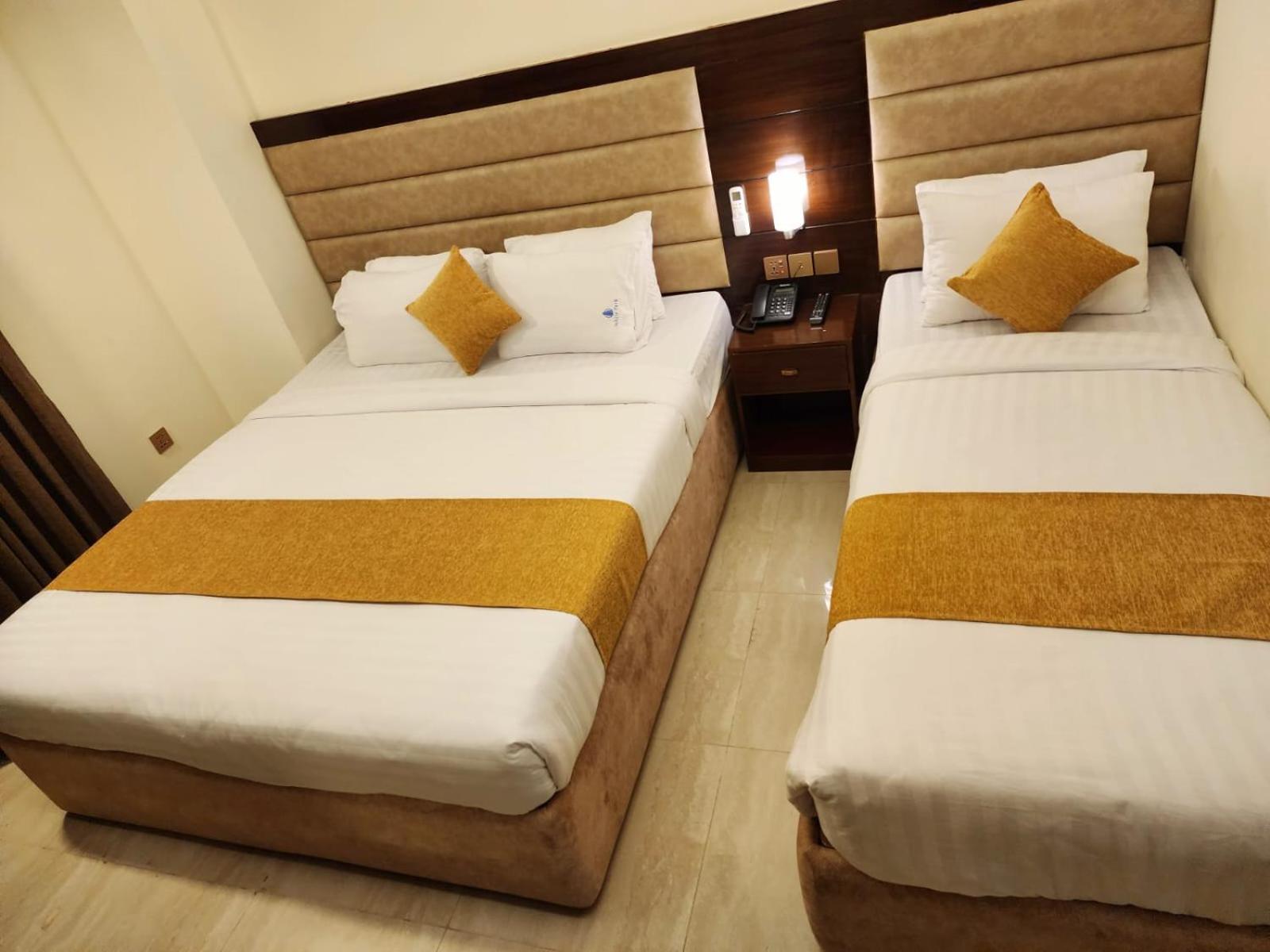 White Park Hotel & Suites Читтагонг Экстерьер фото
